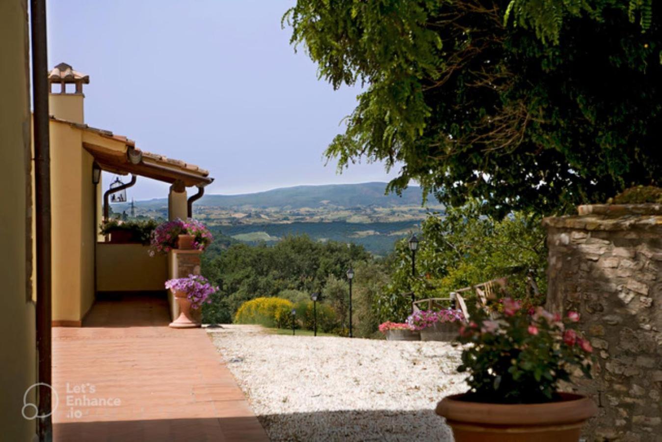 Le Torri Farm stay *