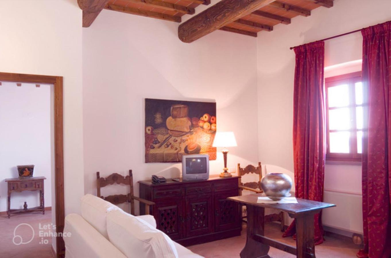 Le Torri Farm stay *